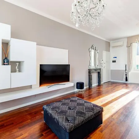 Centre Luxury Piazza Del Popolo Apartment Ravenna